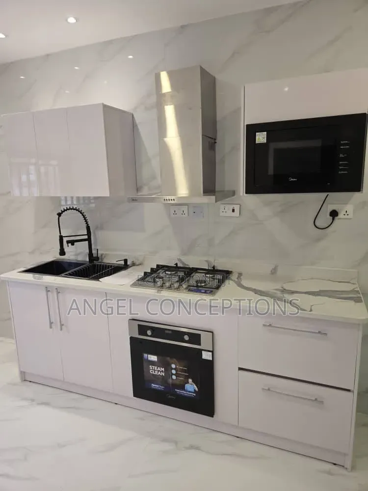 Furnished 3bdrm Apartment in Ahmadu Bello Way for rent