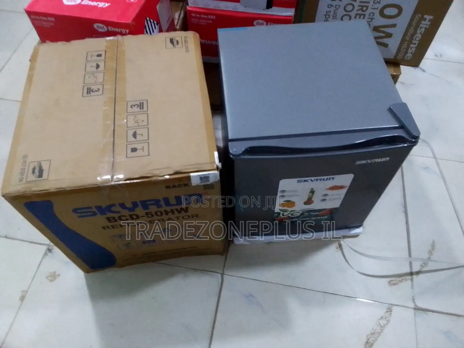 Skyrun 50L Small Refrigerator – Convenient Personal Cooling