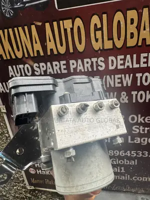 Toyota Hilux 2021–2023 ABS Control Unit