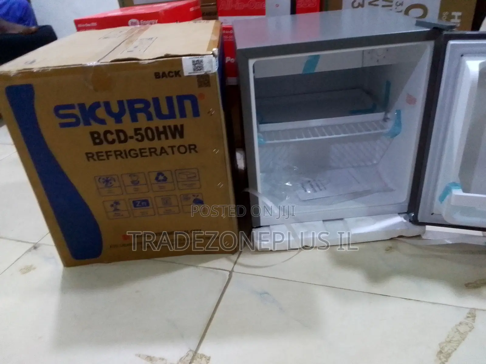 Skyrun BCD-50HW 50L Mini Fridge – Space Saver