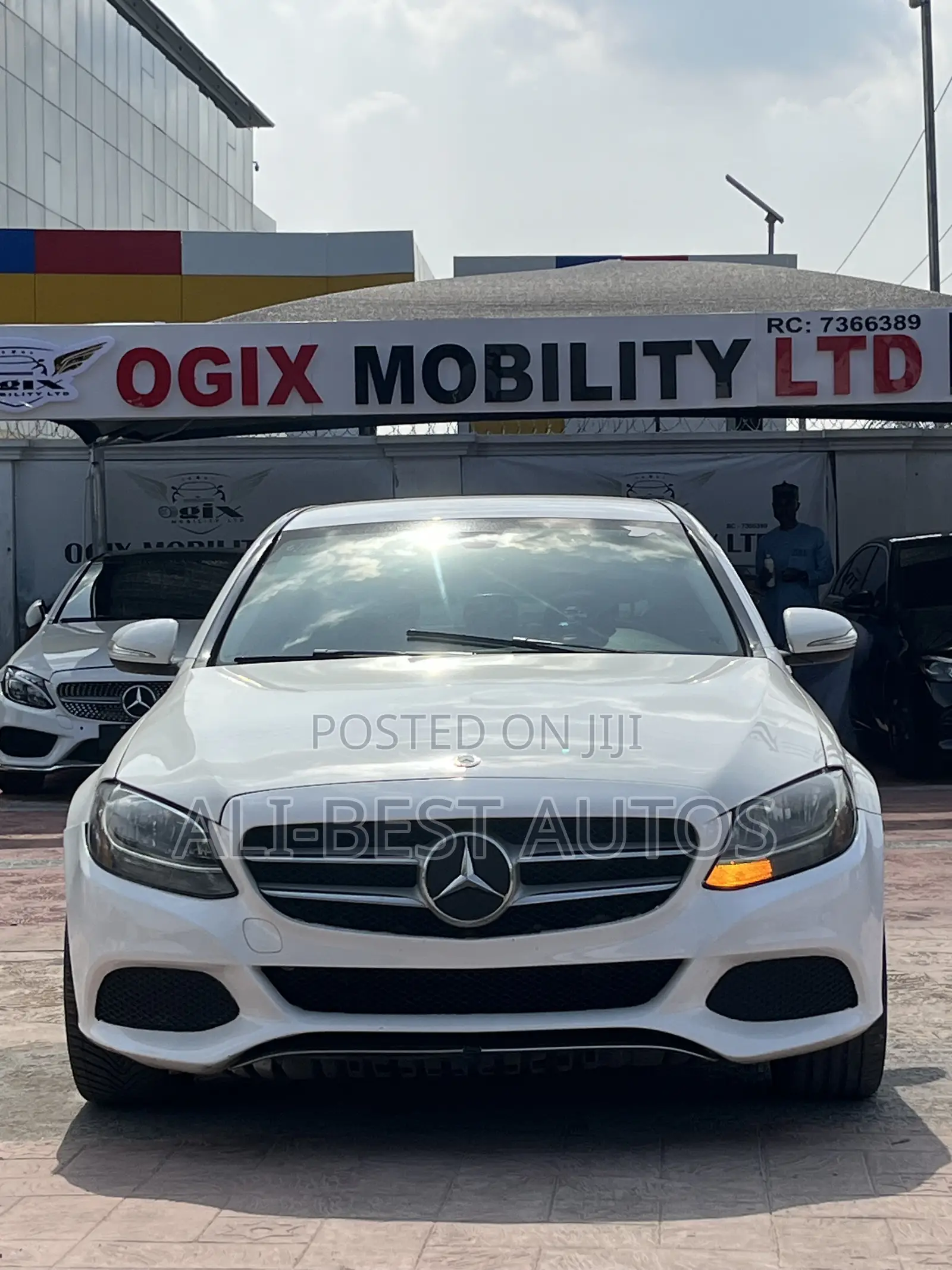 Mercedes-Benz C300 2014 Black