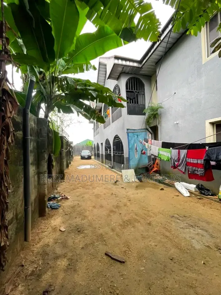 6bdrm Block of Flats in Rumuduru Off Eneka for sale