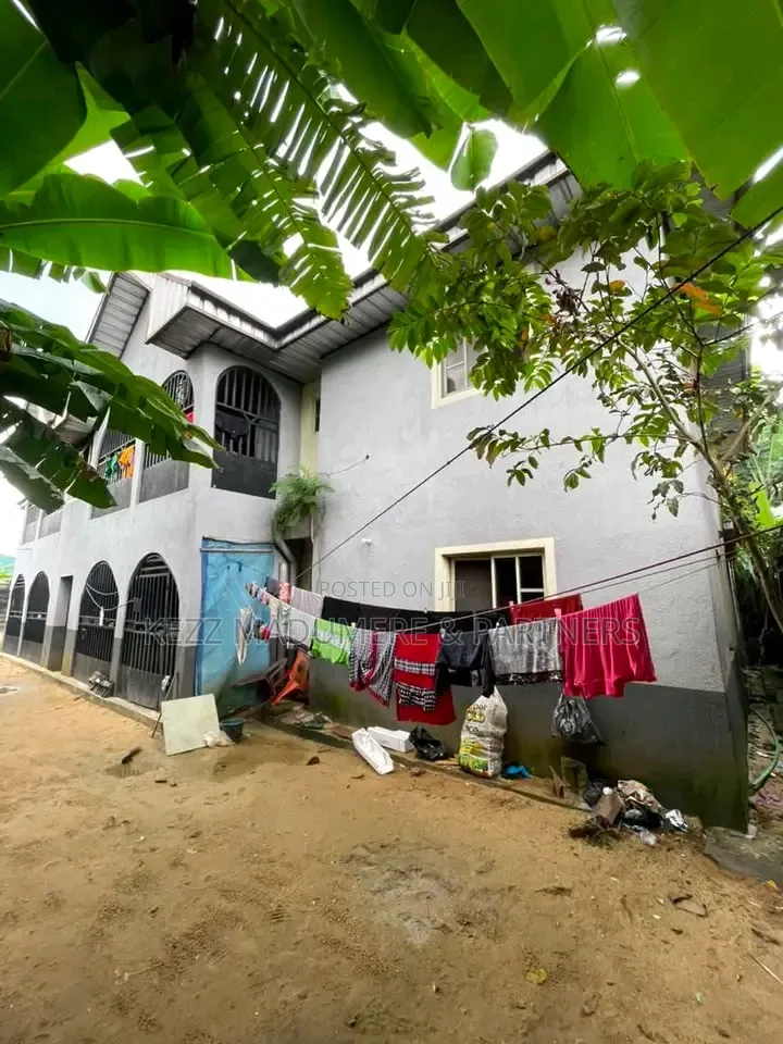 6bdrm Block of Flats in Rumuduru Off Eneka for sale