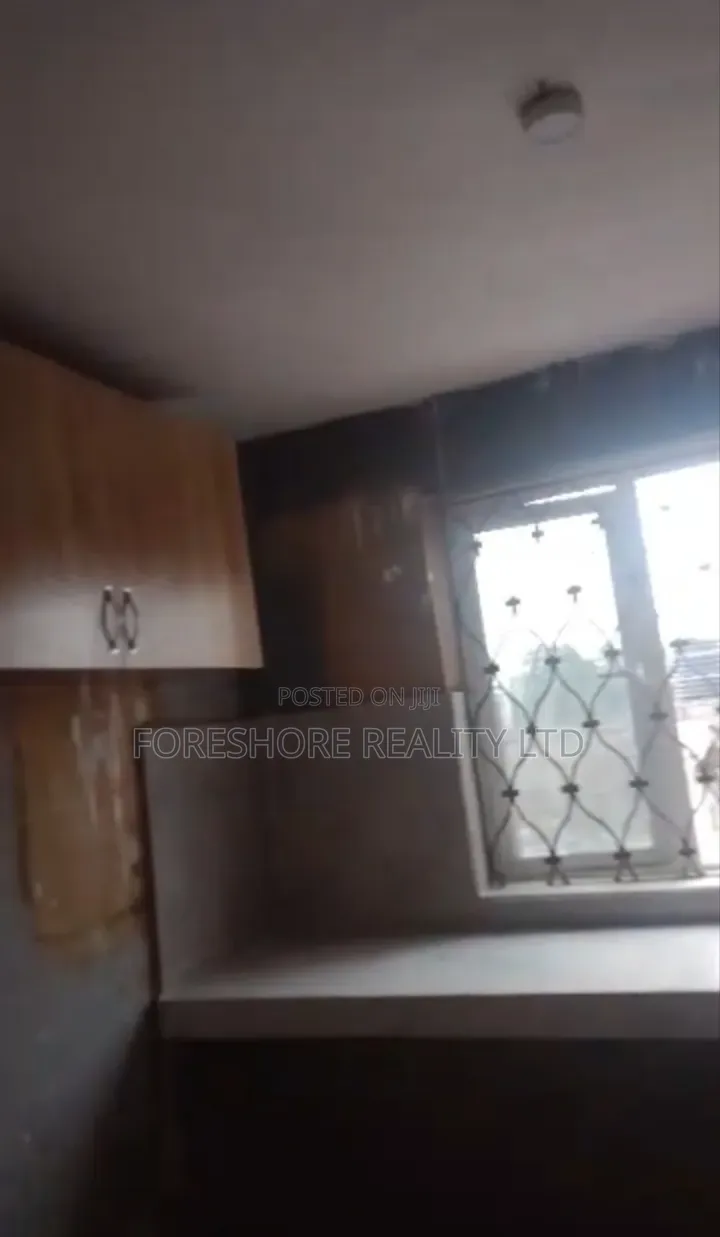 3bdrm Apartment in Ketu Ikosi for rent