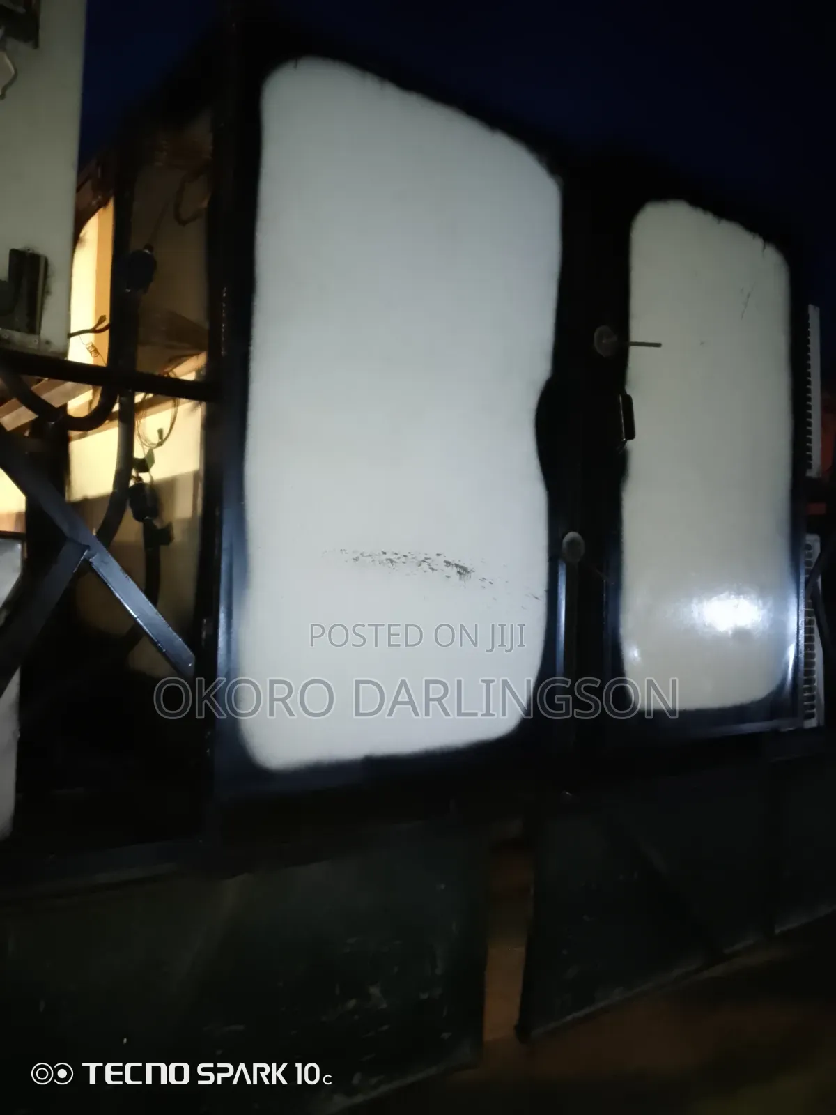 600 Blocks Capacity Ice Block Machine/Cold Room