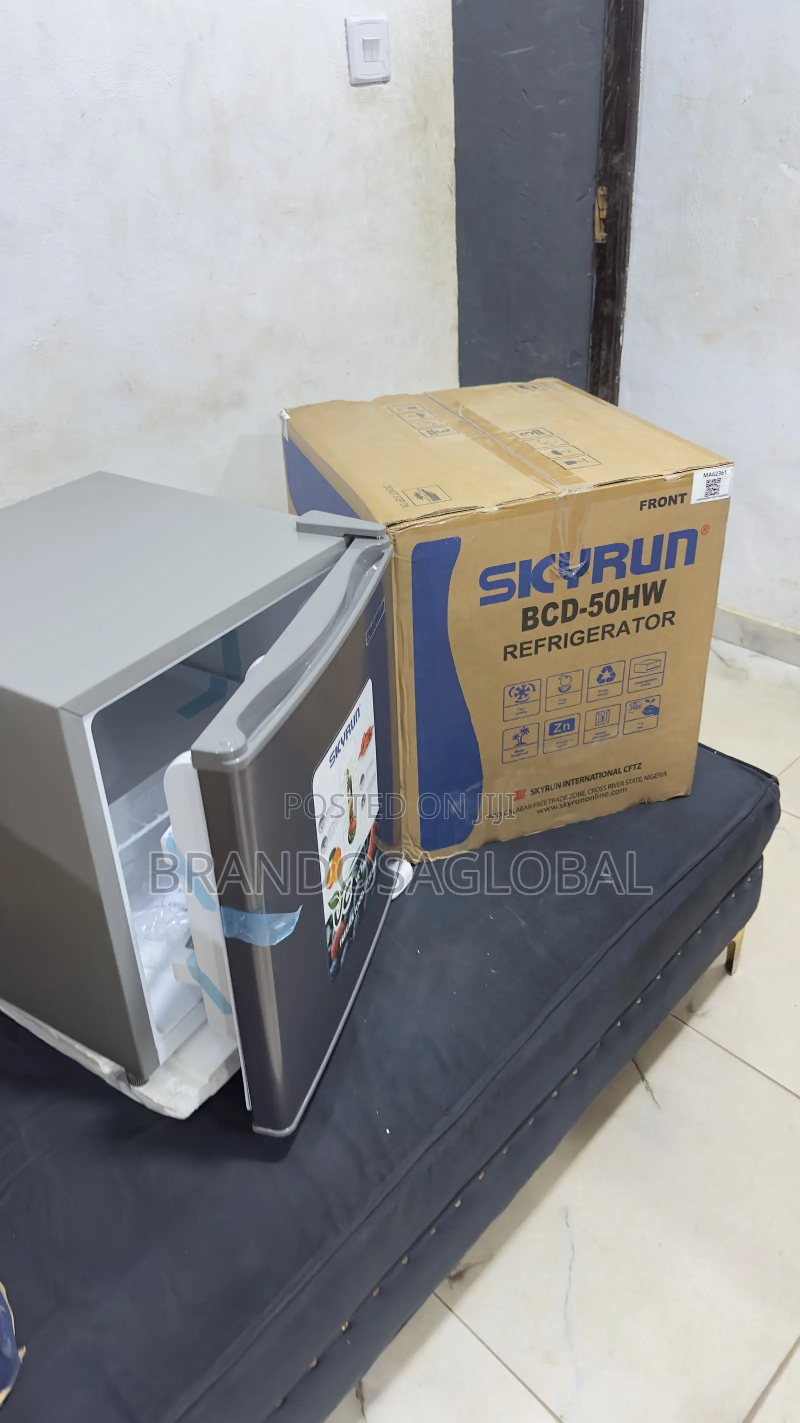 SkyRun 50L Tabletop Mini Refrigerator BCD-50HW
