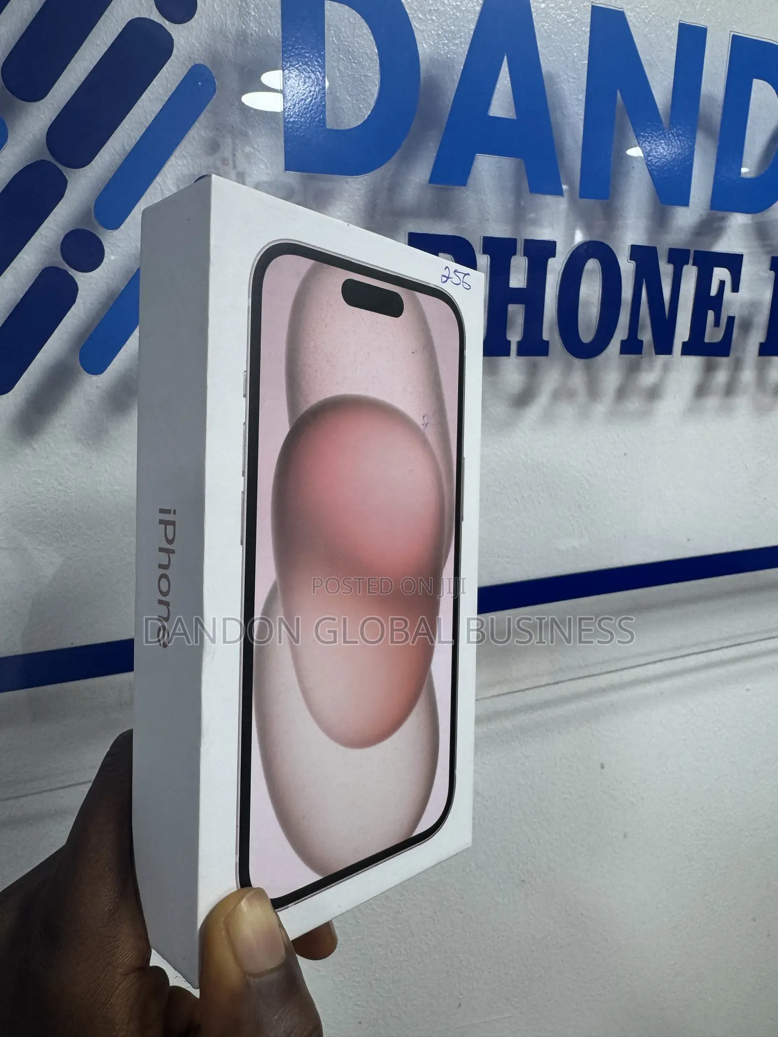 New Apple iPhone 15 256 GB Pink