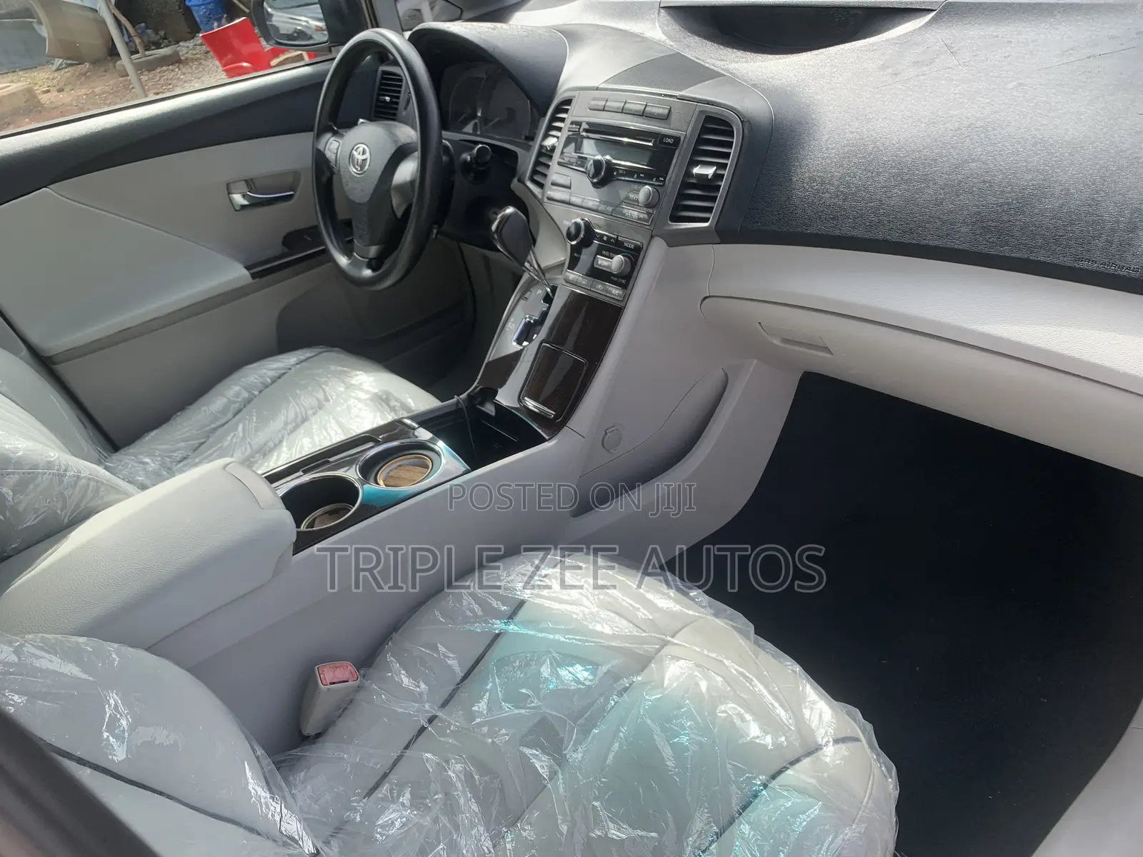 Toyota Venza AWD 2010 Gray