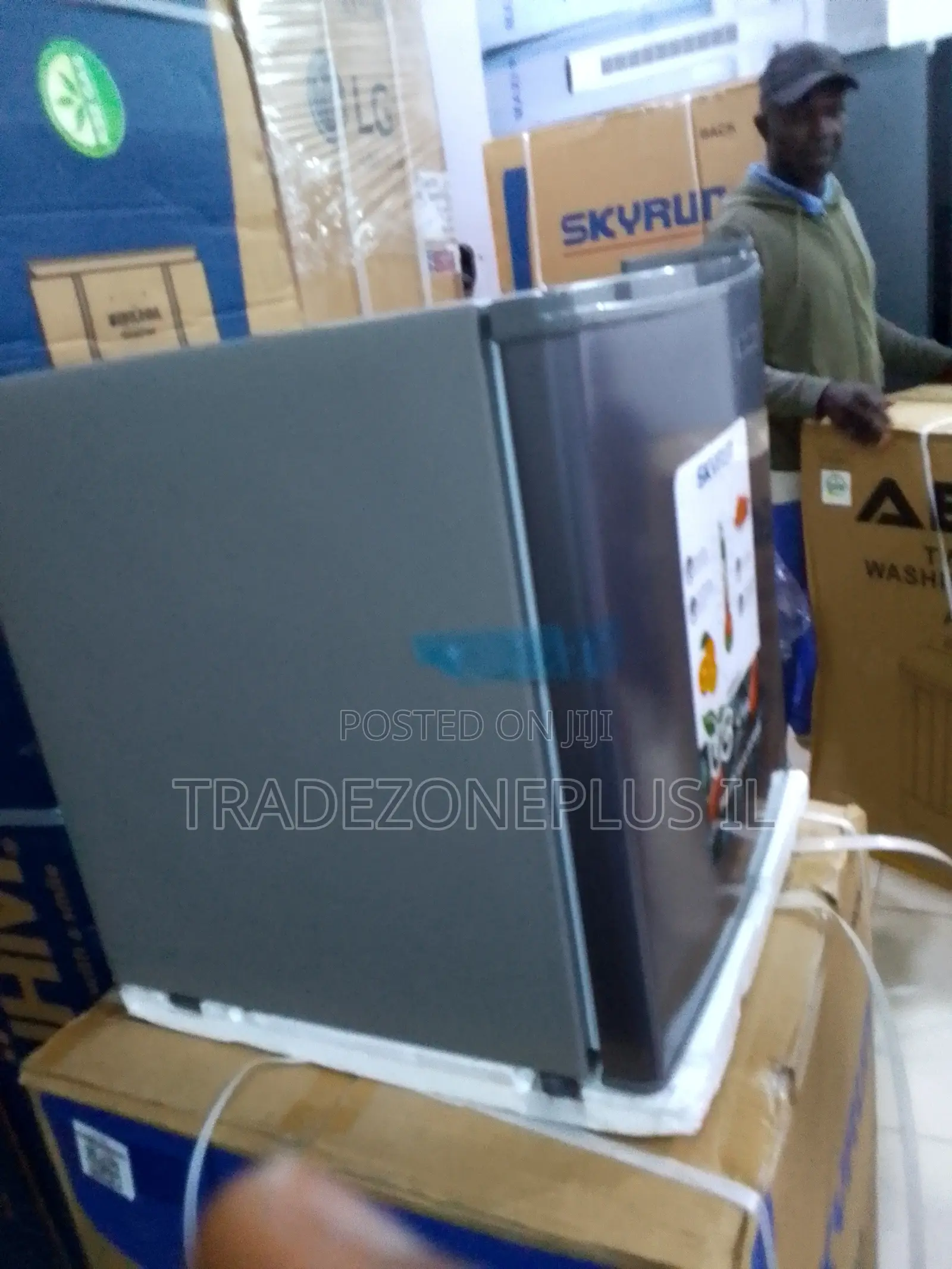50L Skyrun Compact Fridge – Modern Bedroom Essential