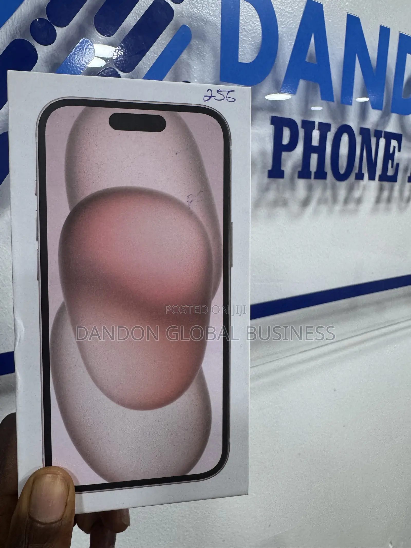 New Apple iPhone 15 256 GB Pink