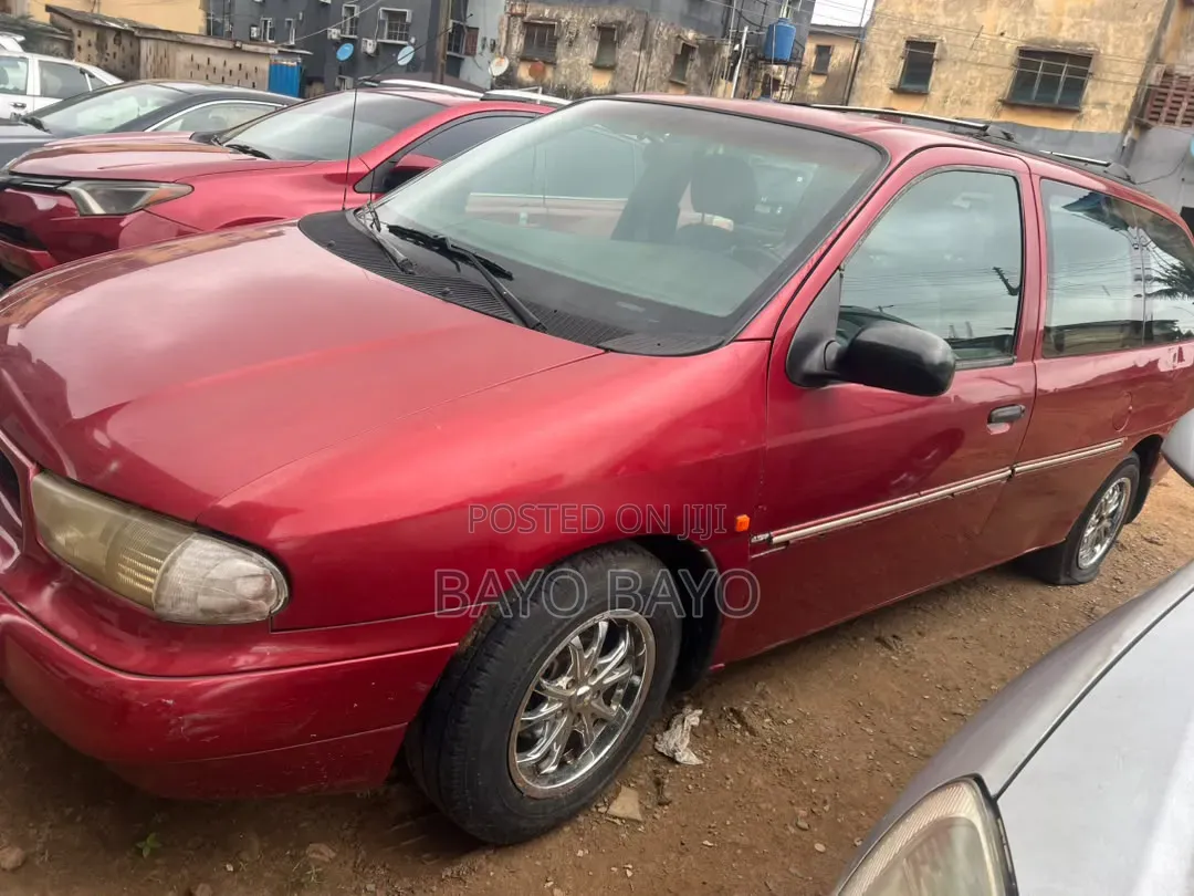 Ford Windstar 2003 Red