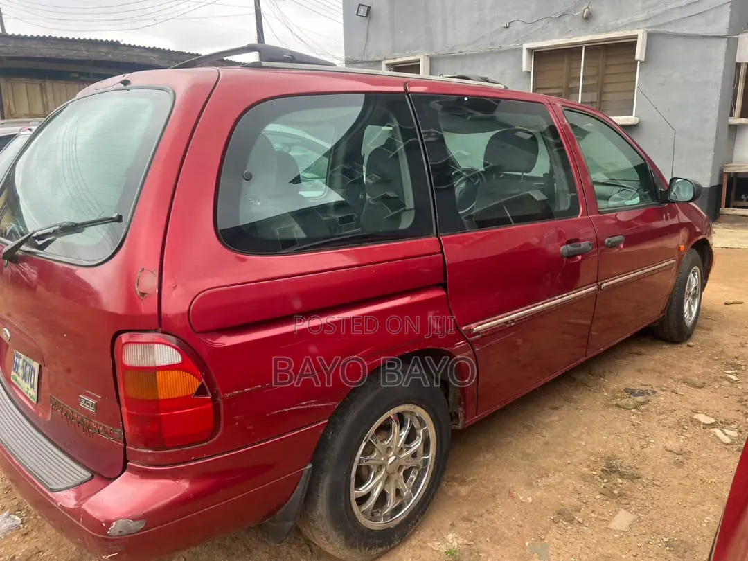Ford Windstar 2003 Red