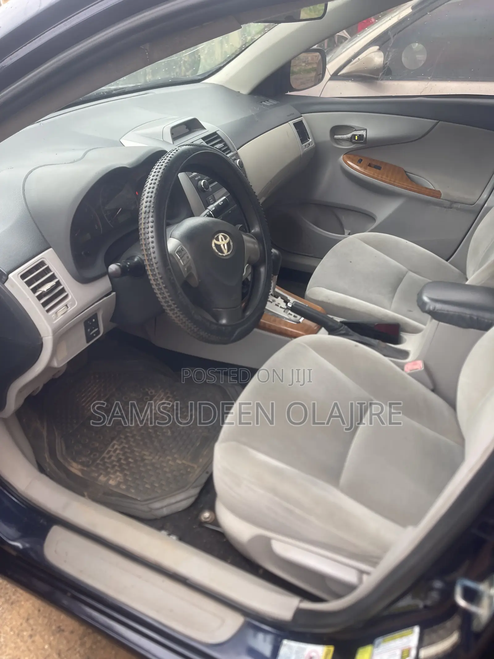 Toyota Corolla 2012 Blue
