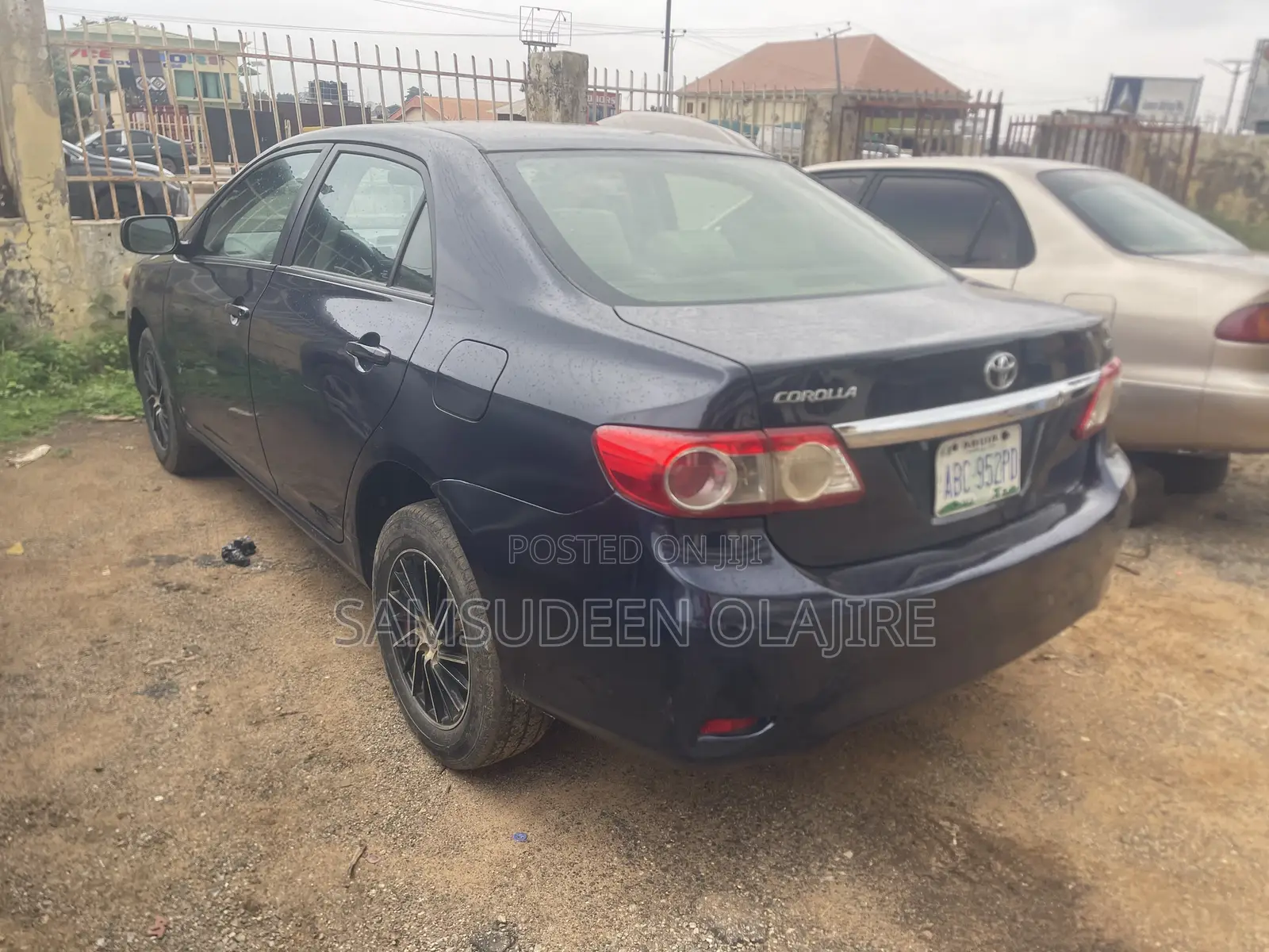Toyota Corolla 2012 Blue