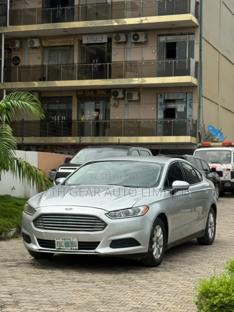 Ford Fusion 2015 Silver