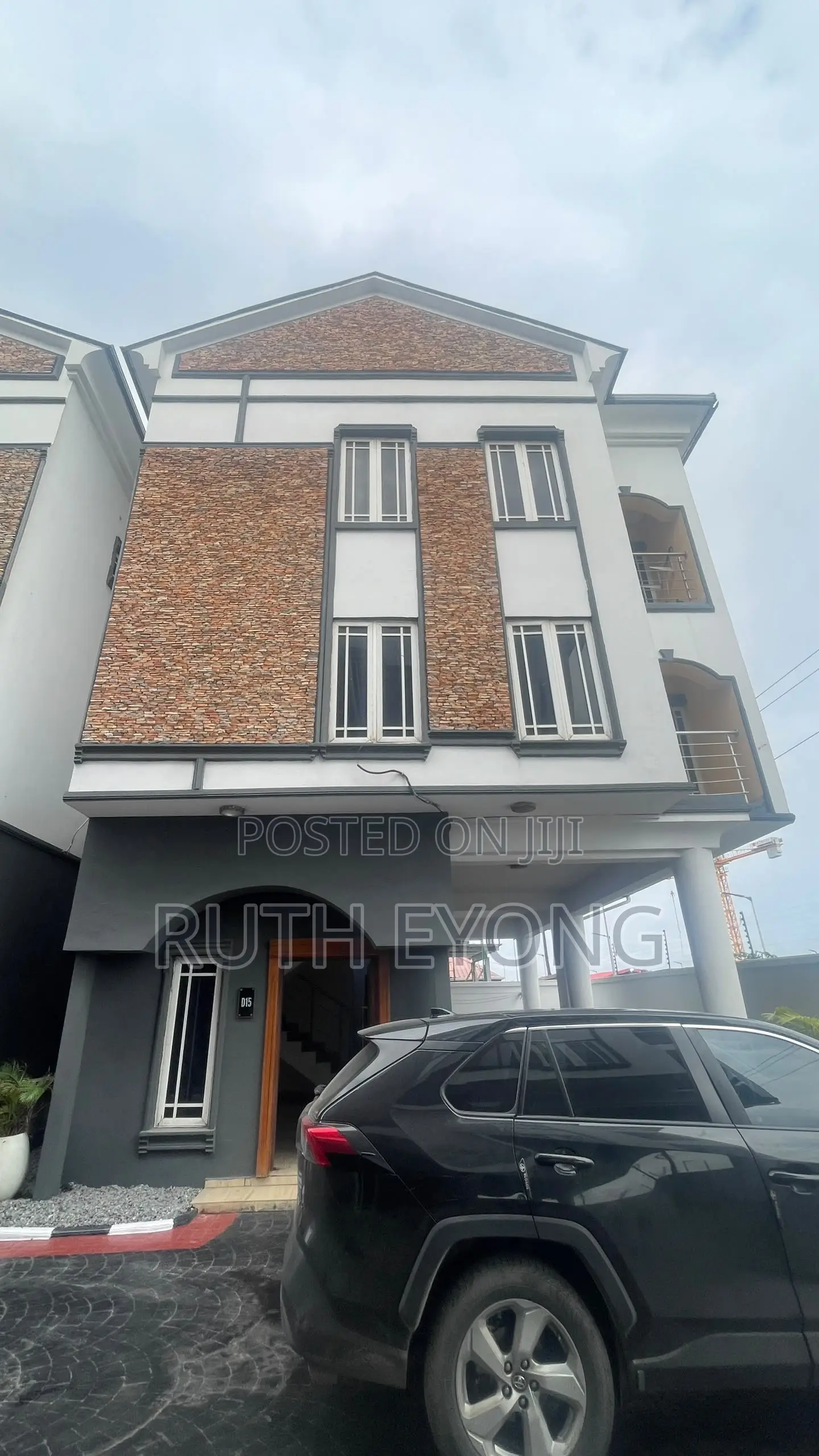 4bdrm Townhouse / Terrace in Oniru - Victoria for rent