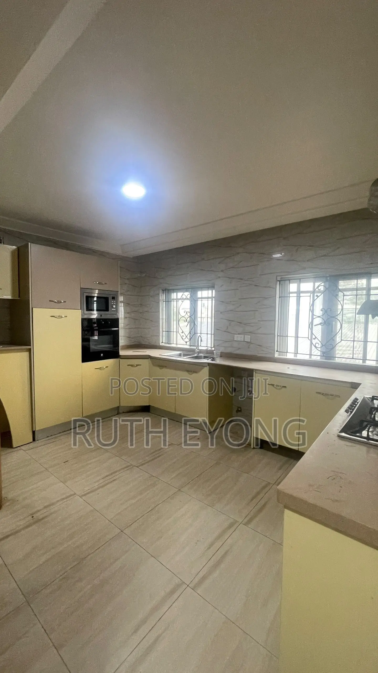 4bdrm Townhouse / Terrace in Oniru - Victoria for rent
