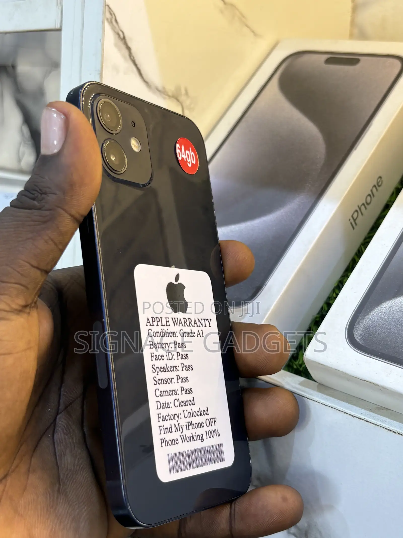 Apple iPhone 12 64 GB Black