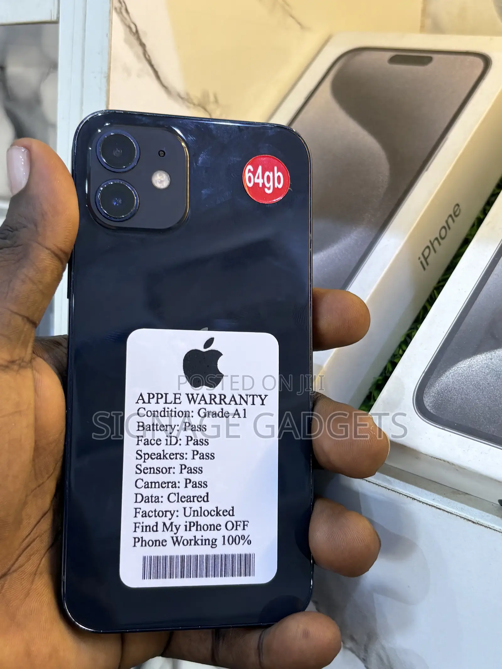 Apple iPhone 12 64 GB Black
