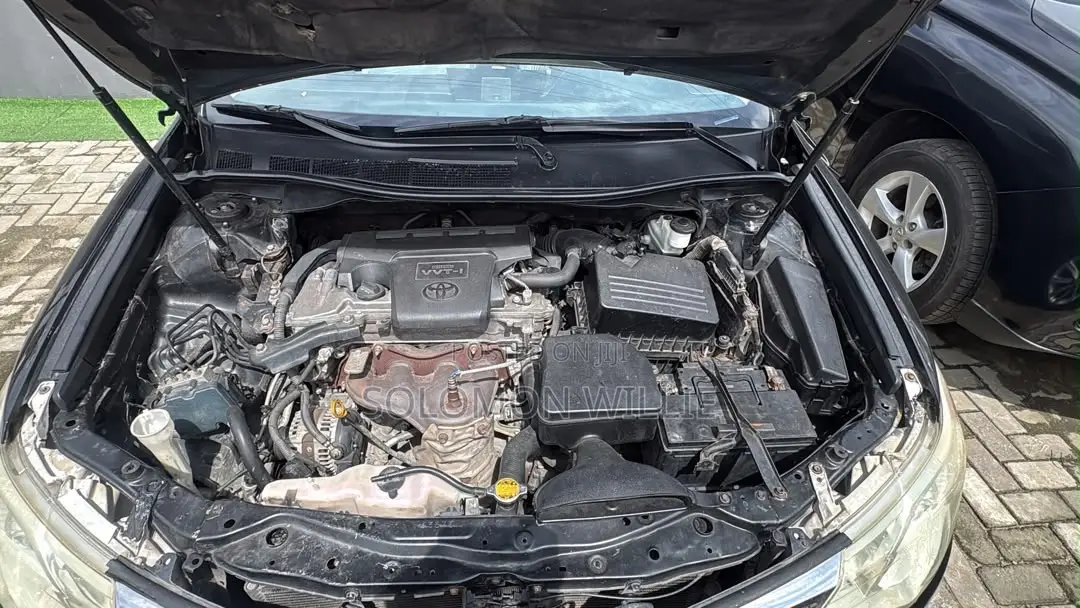 Toyota Camry XLE 4dr Sedan (2.5L 4cyl 6A) 2012 Black