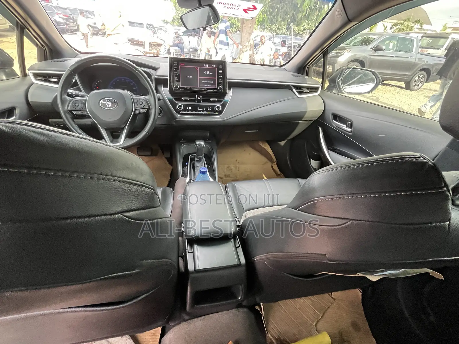 Toyota Corolla 2022 Silver