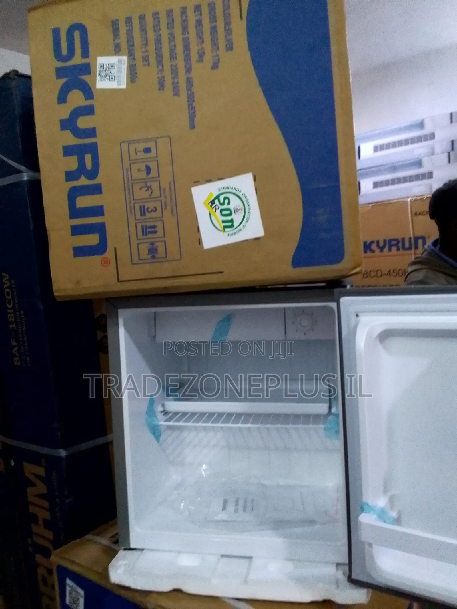 Skyrun BCD-50HW 50L Compact Mini Fridge – Shop Now
