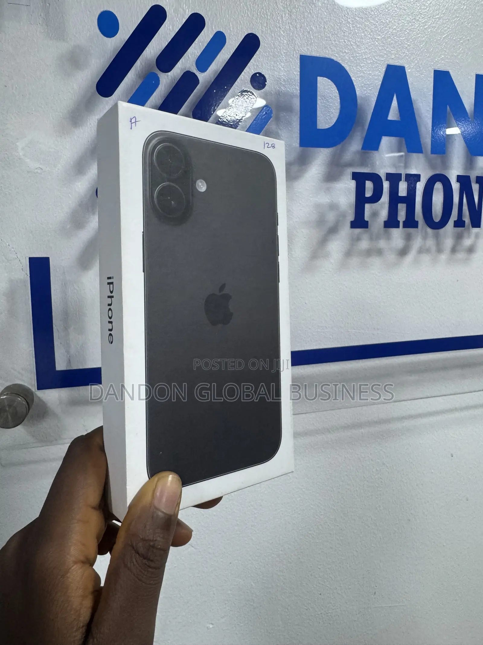 New Apple iPhone 16 Plus 128 GB Black