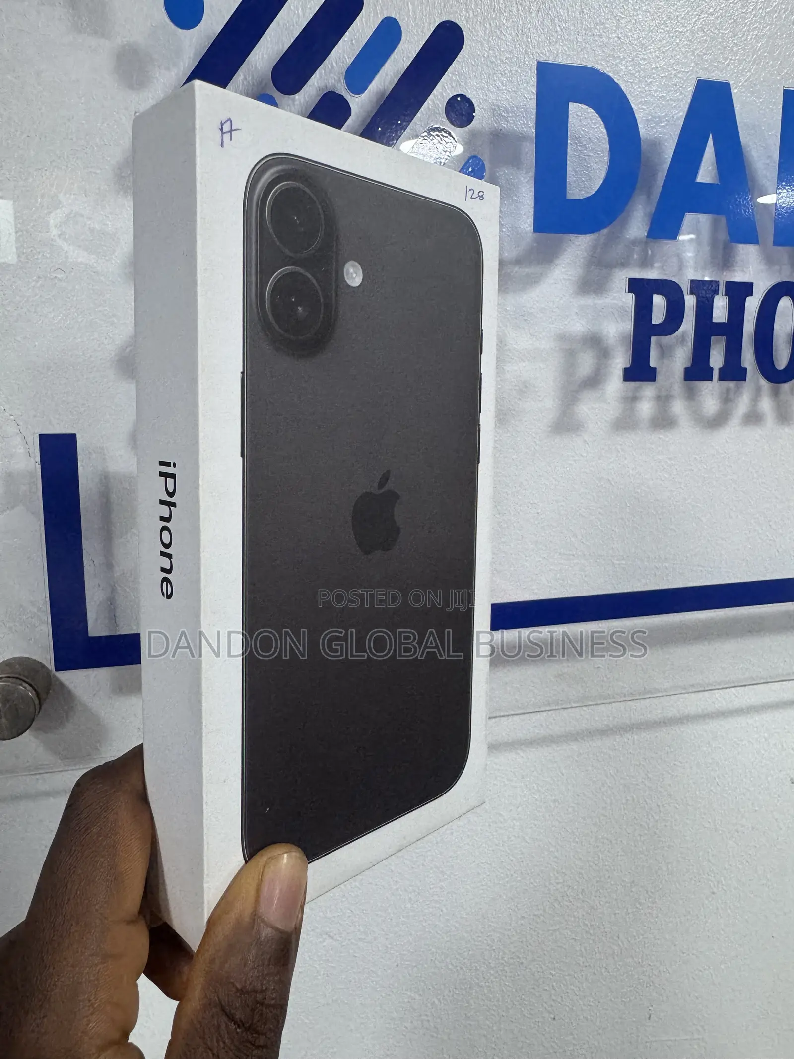 New Apple iPhone 16 Plus 128 GB Black