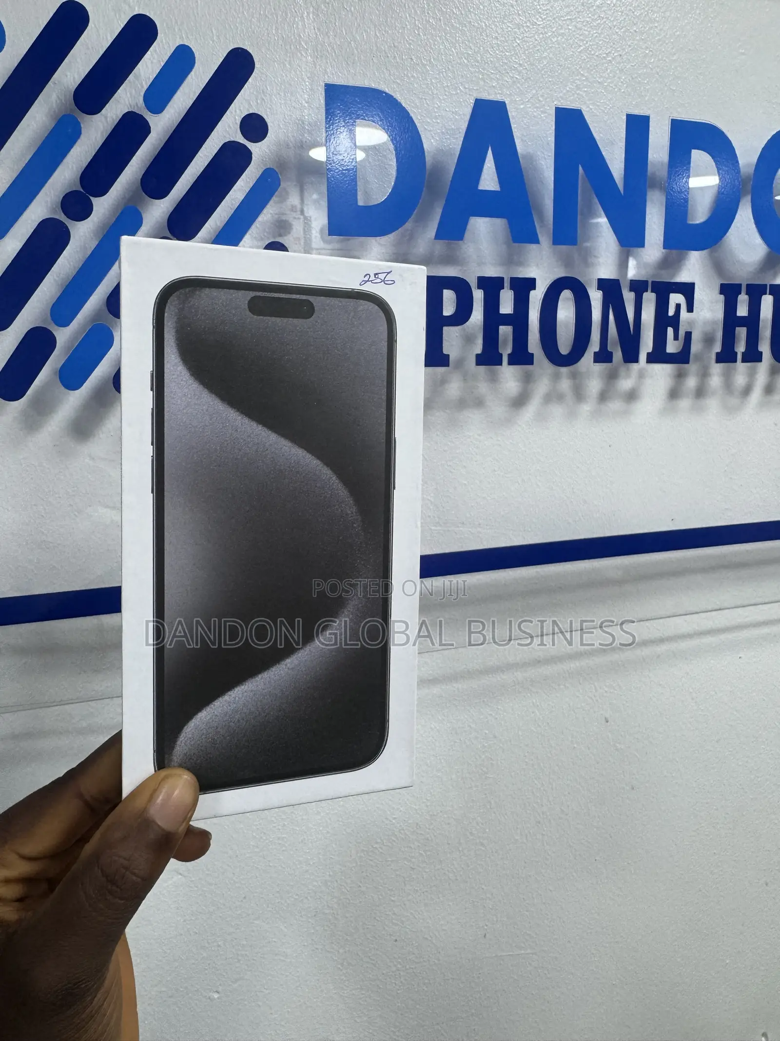 New Apple iPhone 15 Pro Max 256 GB