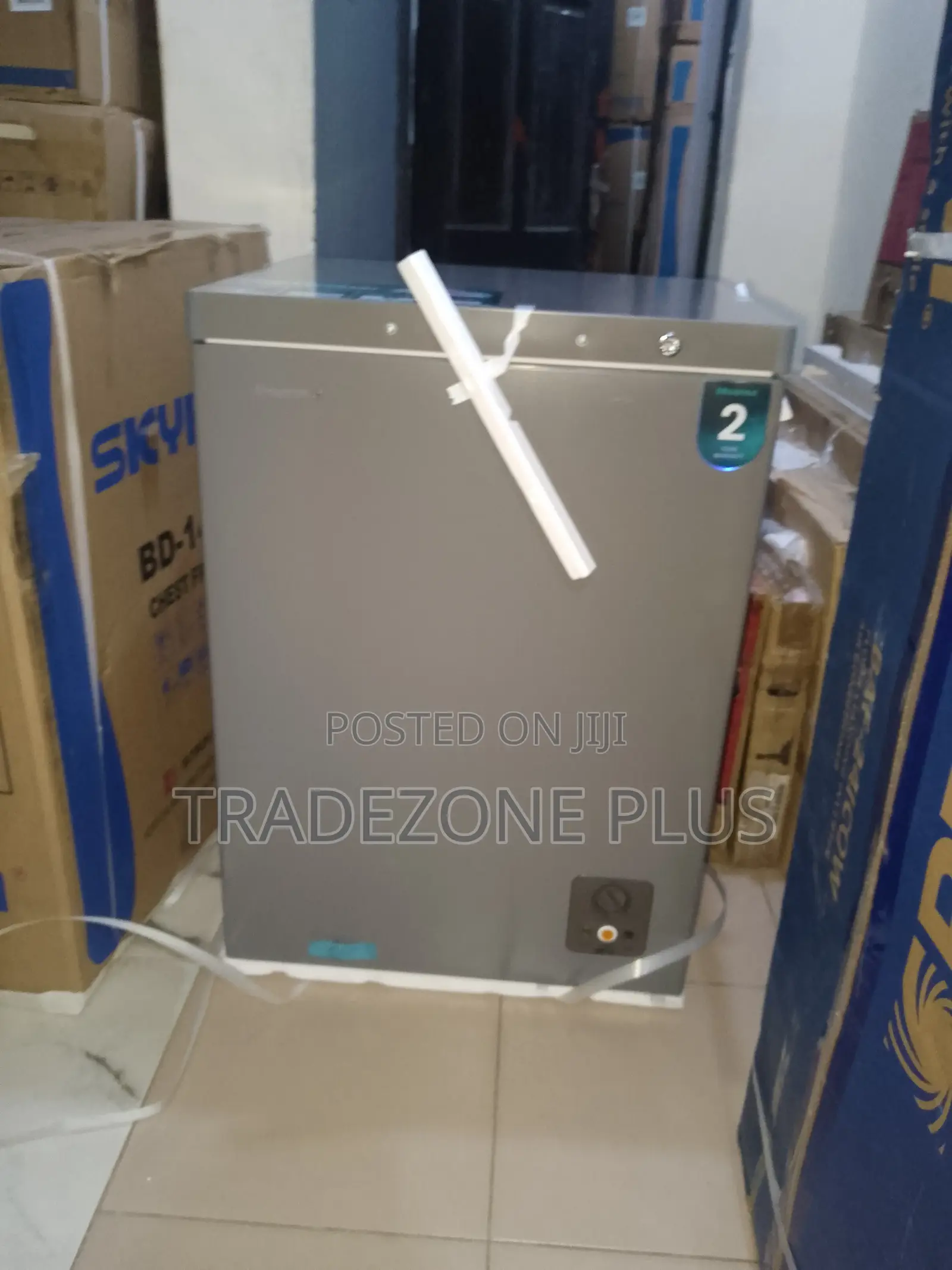 Hisense 149L Freezer – Chest-Type Storage for Frozen Goods