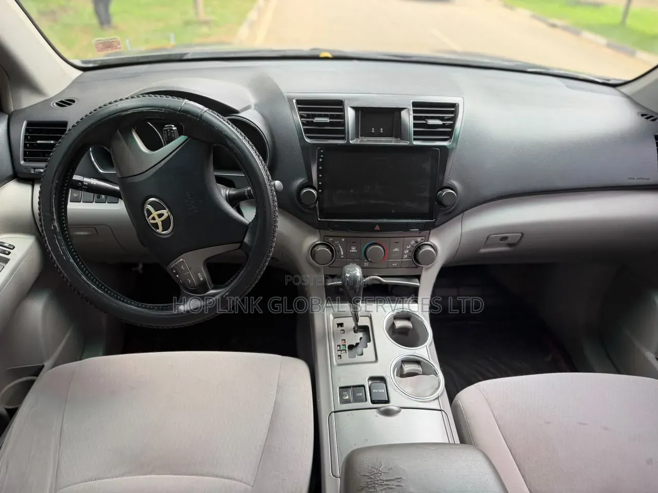 Toyota Highlander SE 2010 Gray