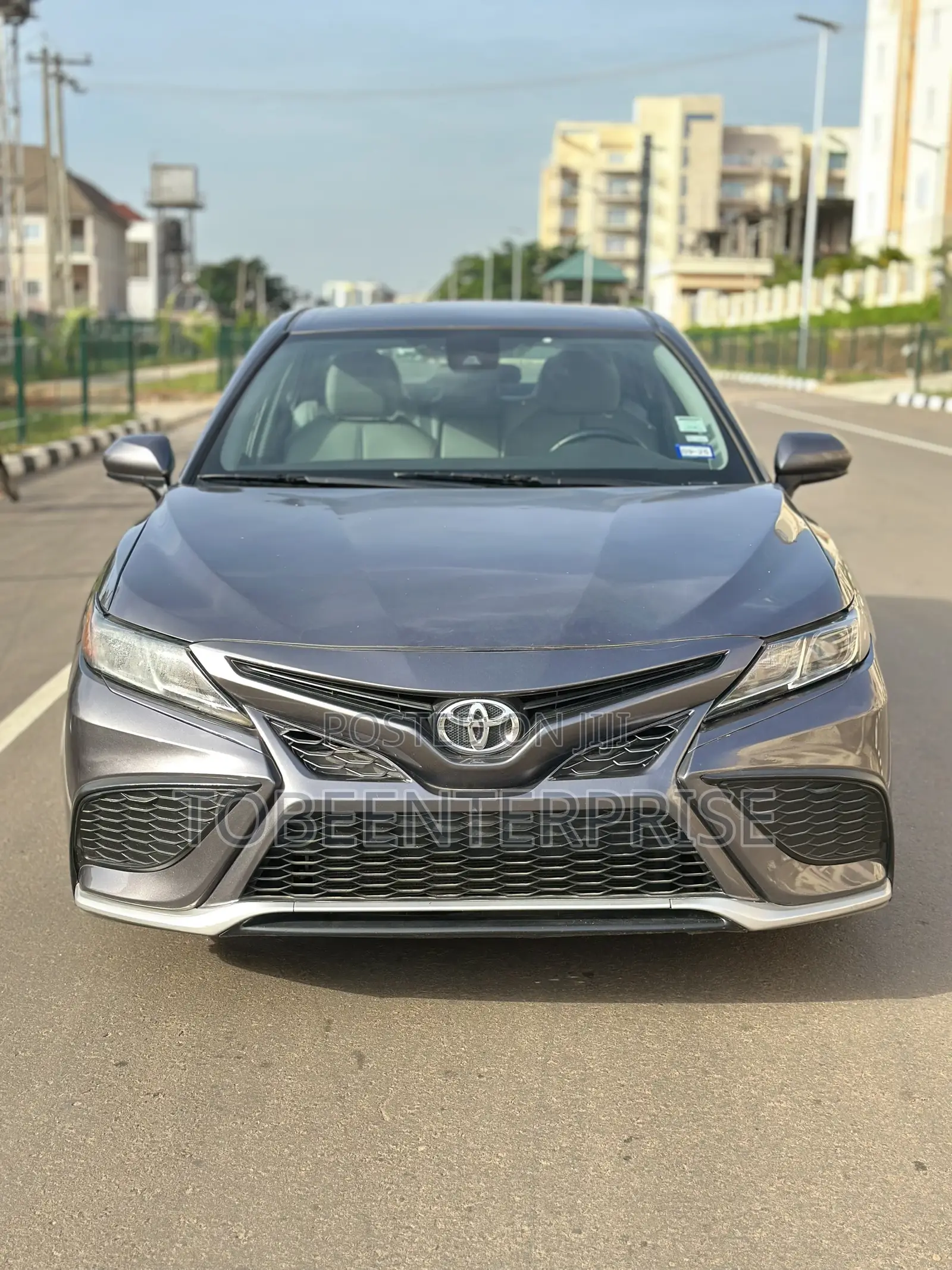 Toyota Camry 2020 Gray