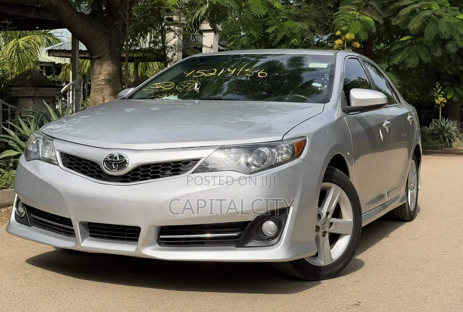 Toyota Camry SE 4dr Sedan (2.5L 4cyl 6A) 2014 Silver