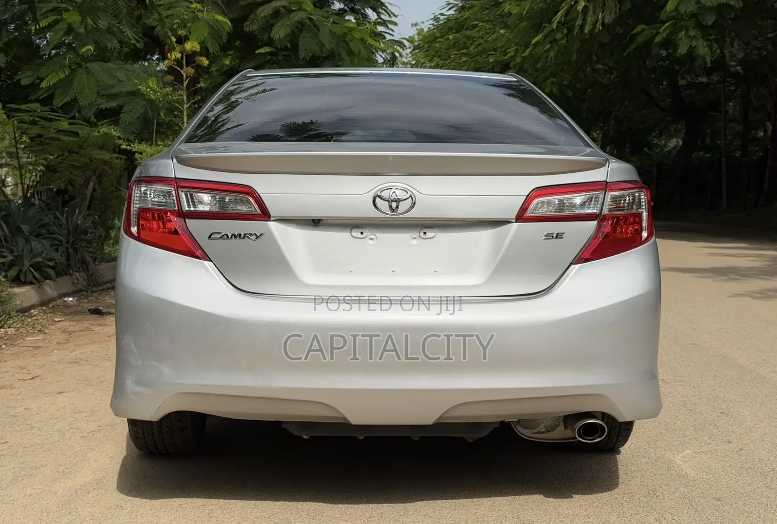 Toyota Camry SE 4dr Sedan (2.5L 4cyl 6A) 2014 Silver