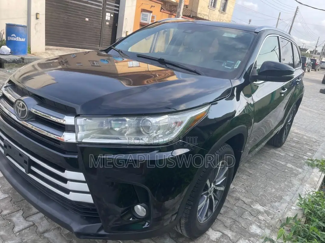 Toyota Highlander Limited 4x4 V6 (3.5L 6cyl 8A) 2017 Black