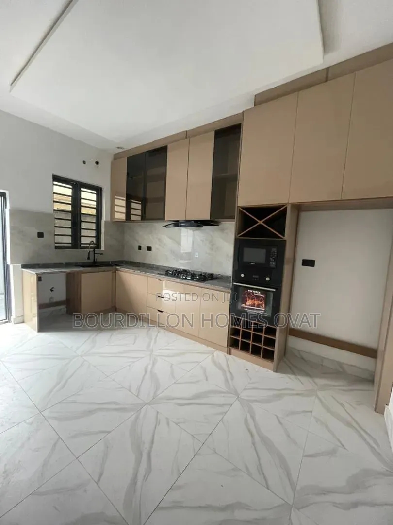 4bdrm Duplex in Abraham Adesanya for sale