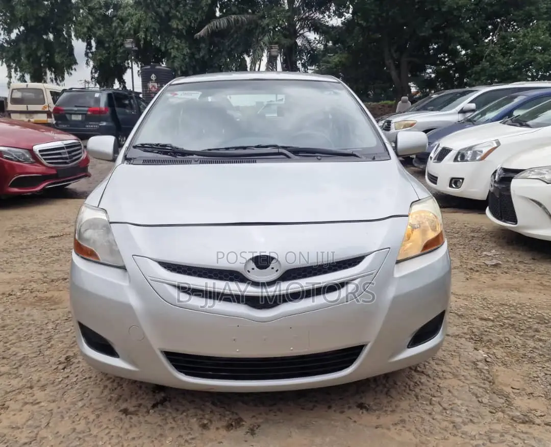 Toyota Yaris 1.5 Automatic 2009 Silver