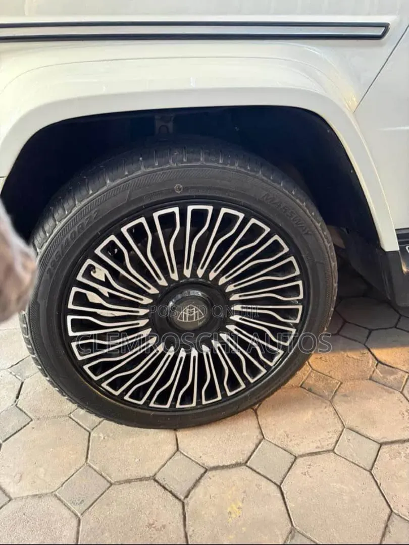 High Quality Certified Exterior Upgrades on Mercedes G63 to B900 2026