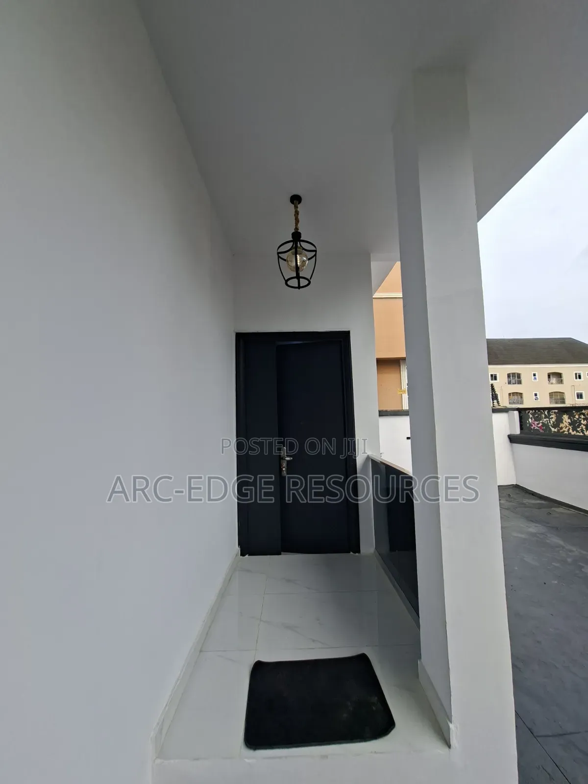4bdrm Duplex in Ago Palace for sale