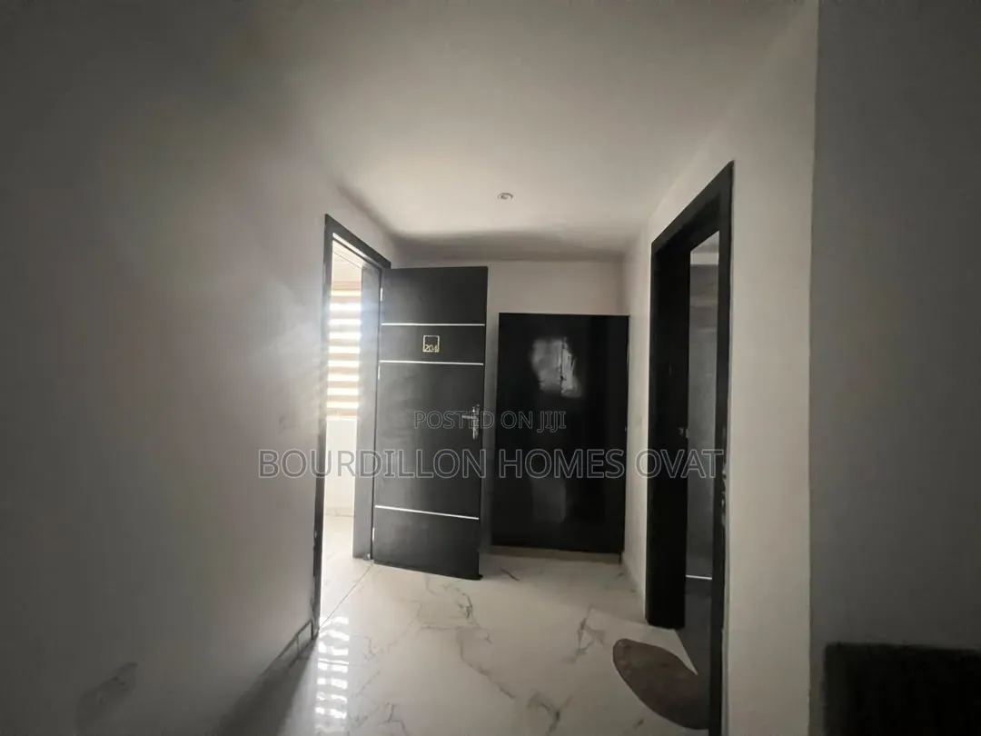 Furnished 1bdrm Block of Flats in Victoria Island for rent
