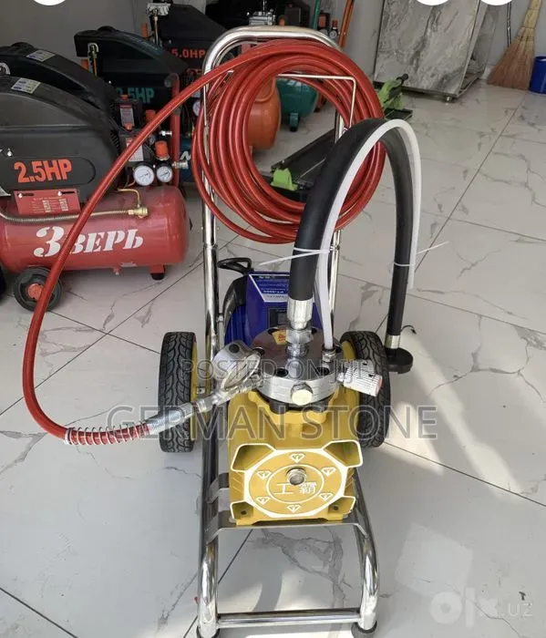 Electric Airless Paint Spraying Machine With a Blue Motor, Pressure