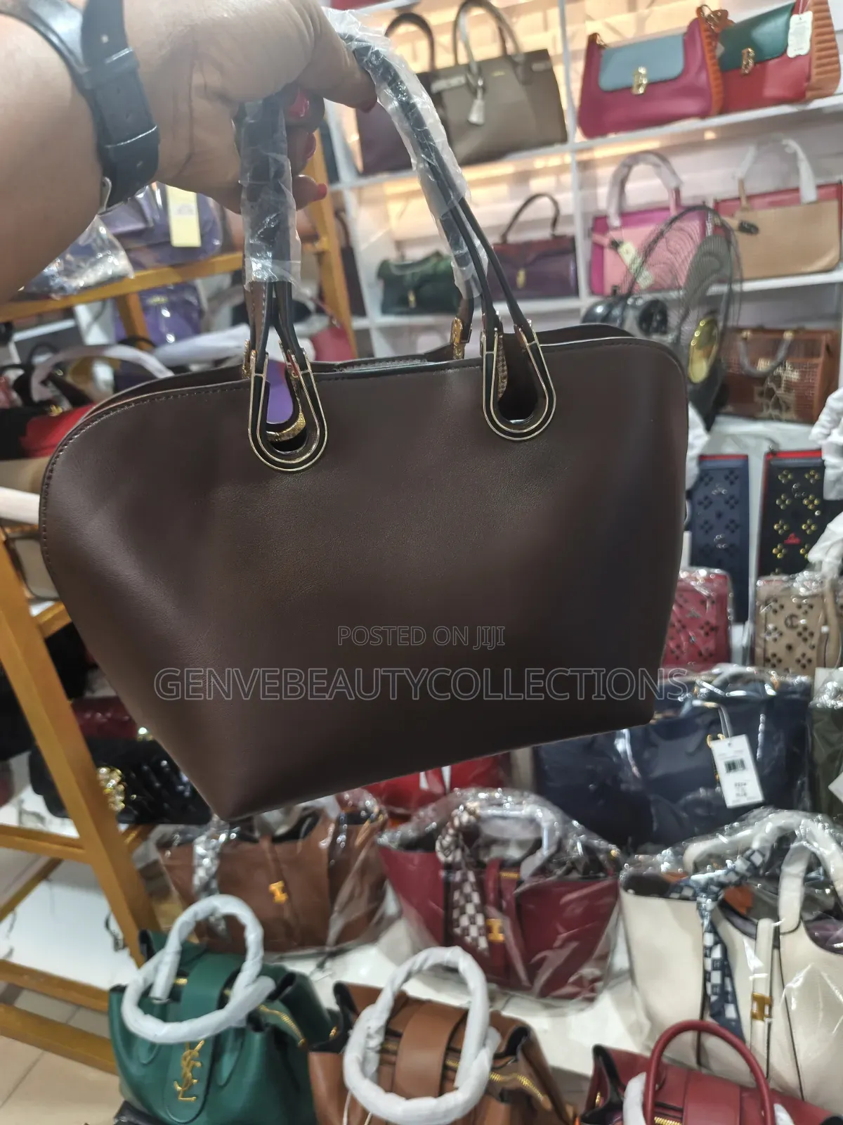 Medium Quality Handbah