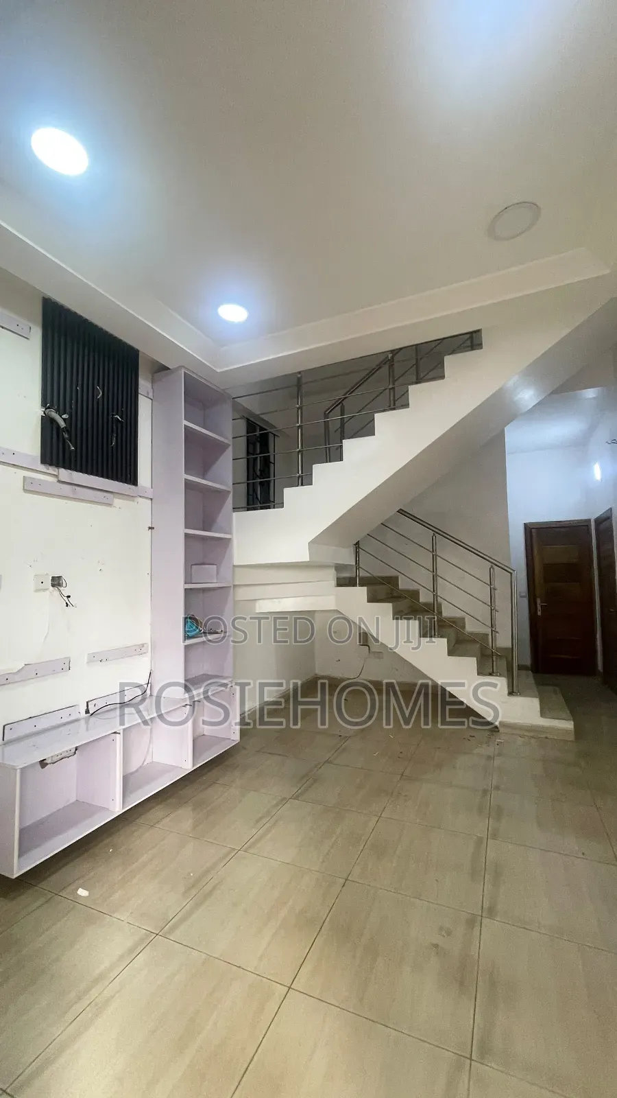 4bdrm Duplex in Oniru, 1004 for rent