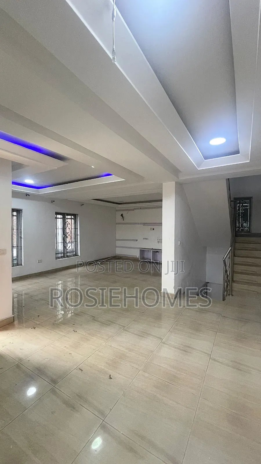 4bdrm Duplex in Oniru, 1004 for rent