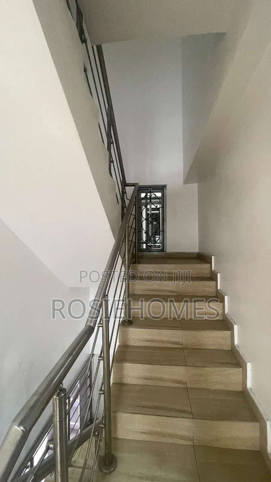 4bdrm Duplex in Oniru, 1004 for rent