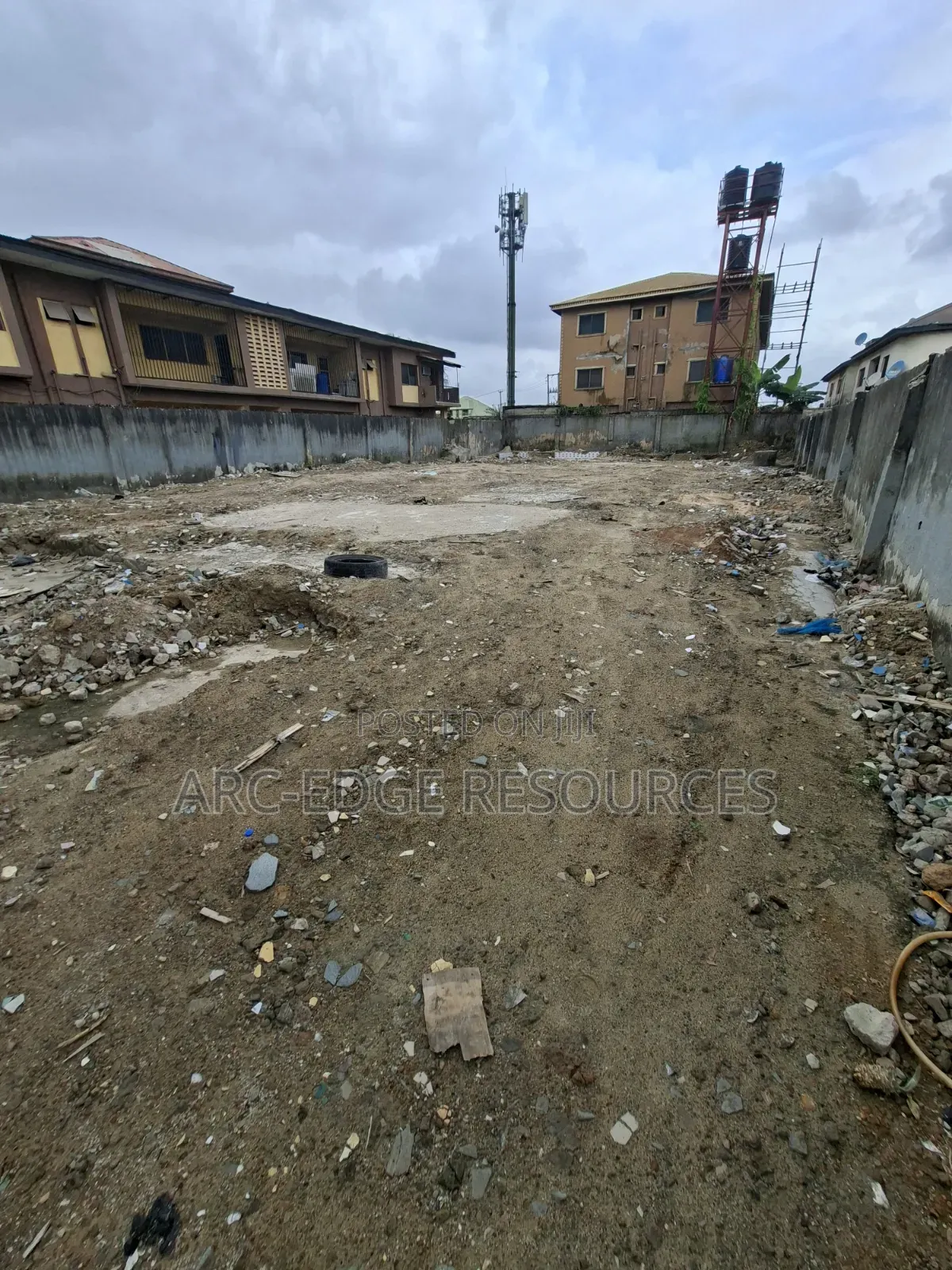 Dry Full Plot Suitable for Both Residential and Commercial Use