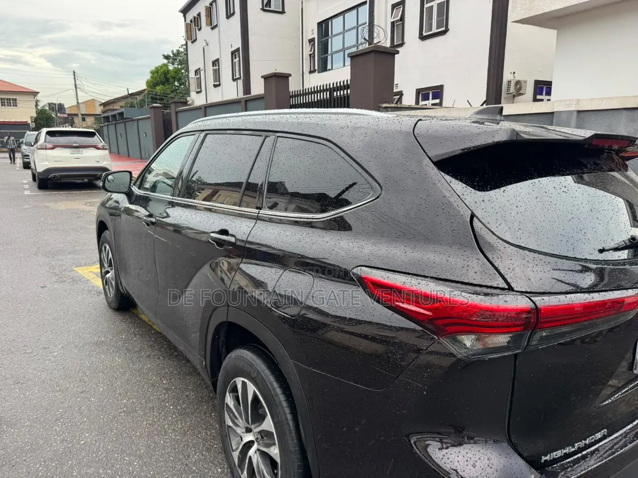 Toyota Highlander XLE 2021 Black