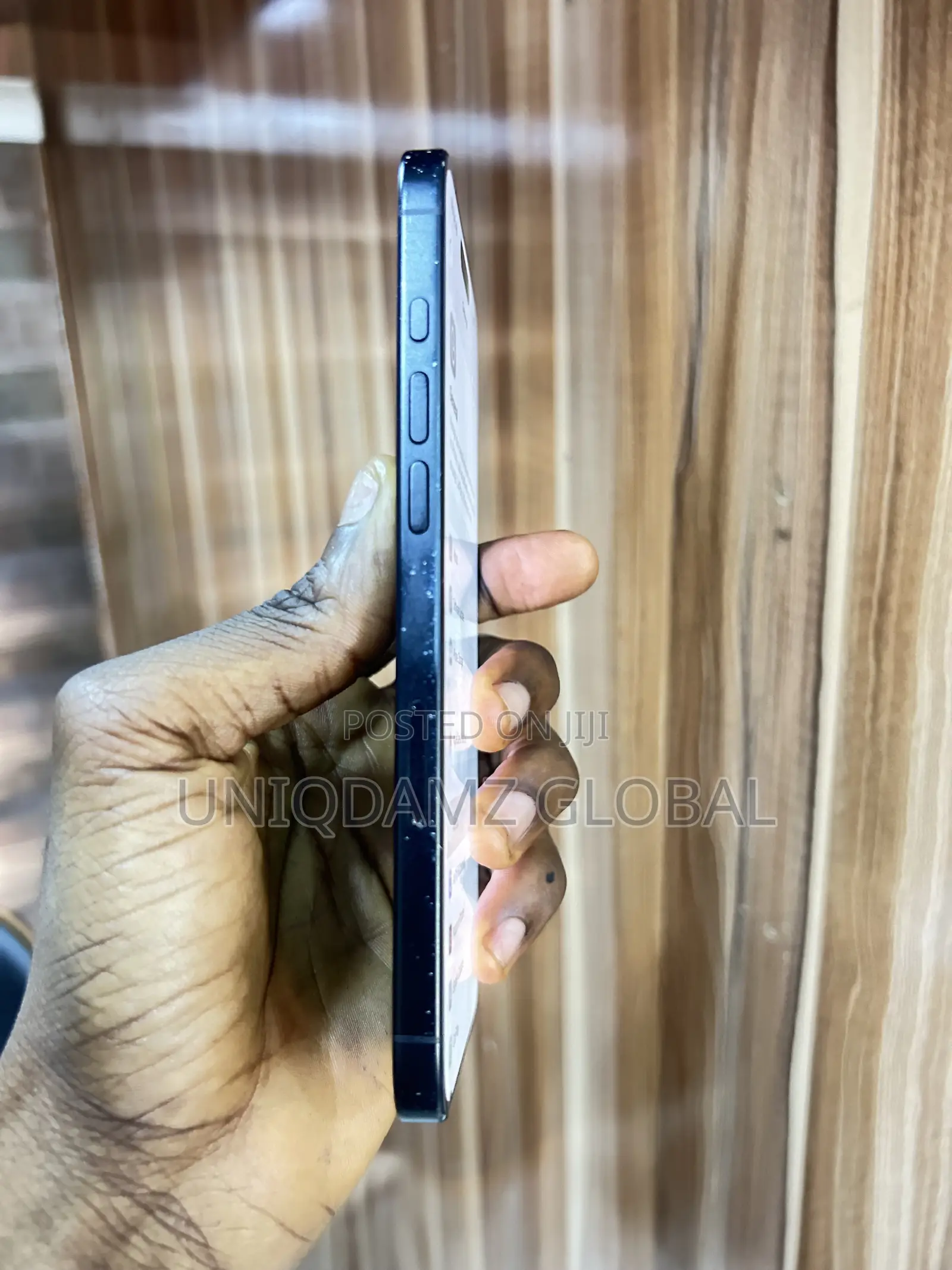 Apple iPhone 16 Plus 128 GB Black