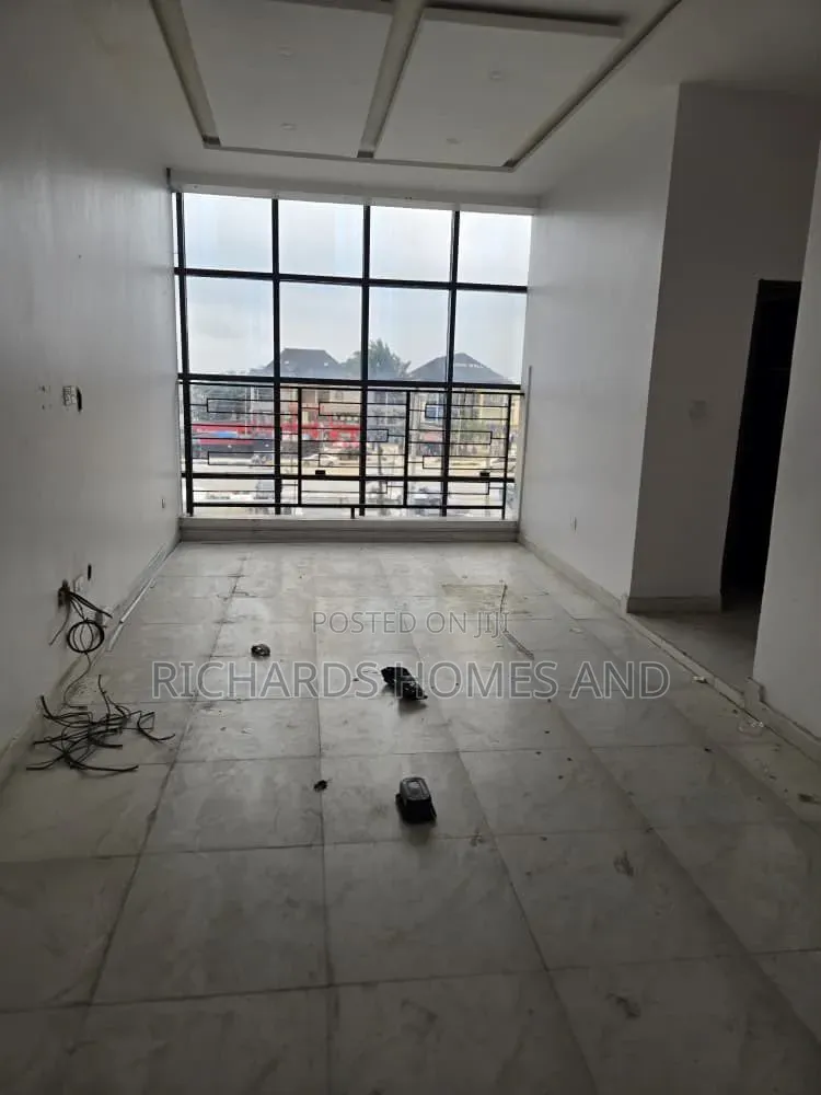 Commercial Lease