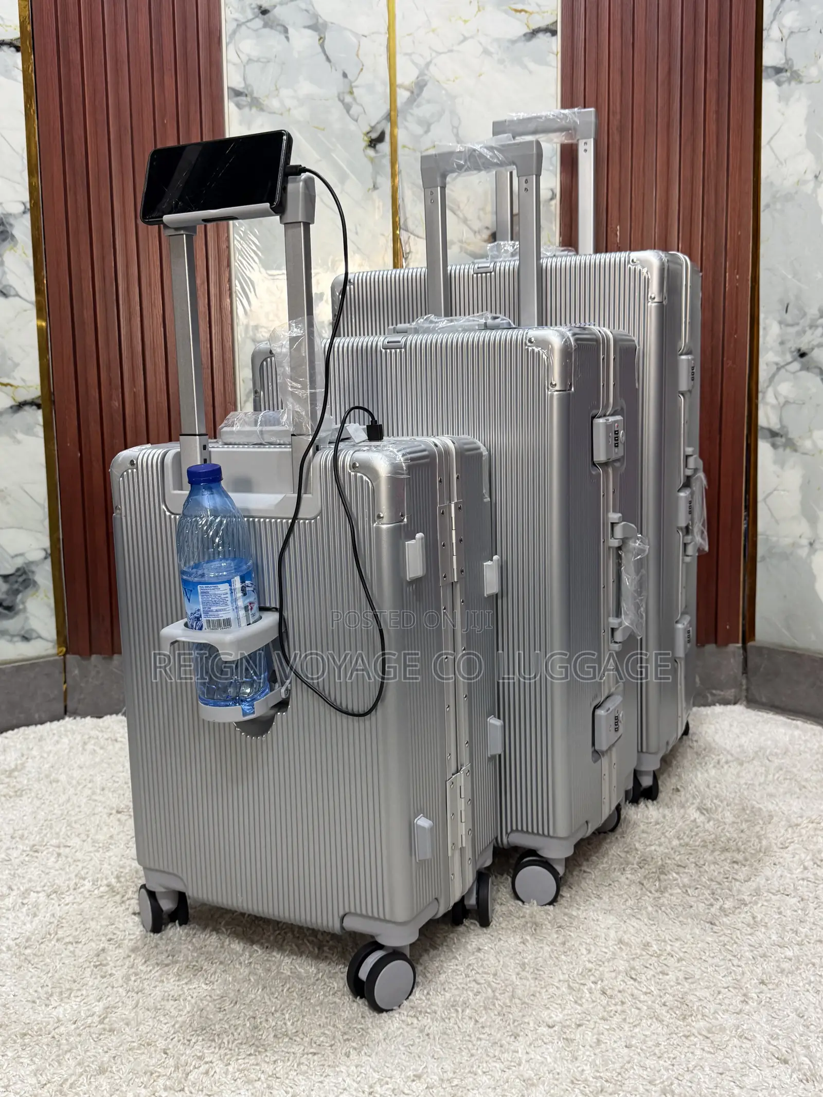 Elegant Aluminum Travel Case